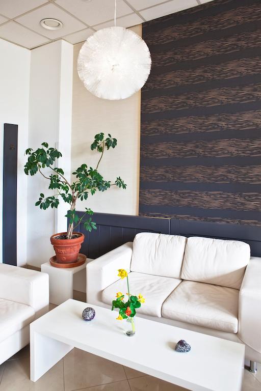 Hotel Adler 그라이프스발트 외부 사진